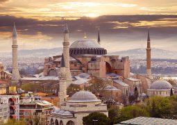 Turkey plans to return Hagia Sophia museum in Istanbul mosque status after 80 years: Greeks thinks it should not
