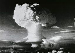 Atomic Dooms Day scenario comes back for discussion by wider public: What are the reasons!?