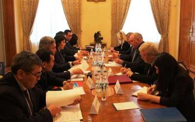 Kyrgyzstan, Russia hold consultations in Moscow on fight against terrorism