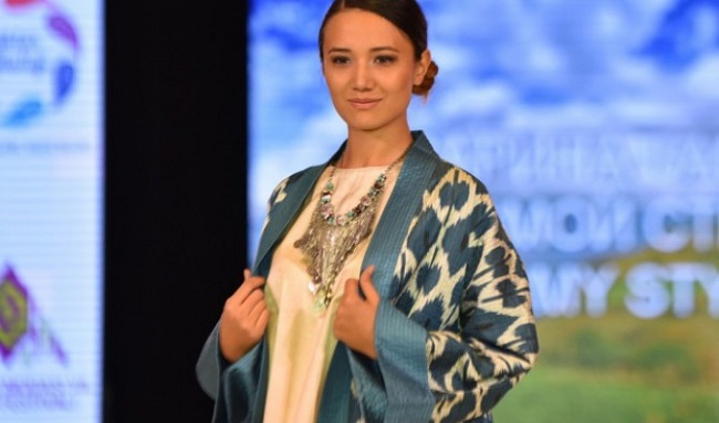 Fashion-show “Golden Autumn” opens in Tashkent