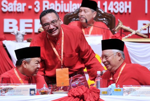 After Umno assembly, Najib on ‘solid ground’ for GE14