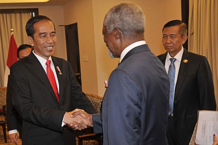 Jokowi meets Kofi Annan to discuss Myanmar
