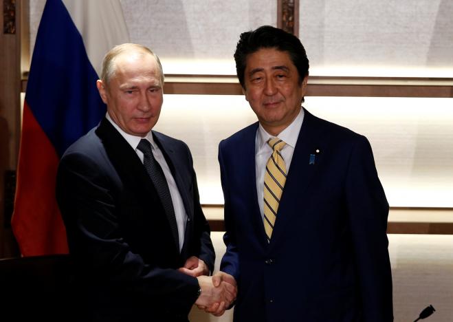 Abe, Putin head into day two of summit with little to show on isles row