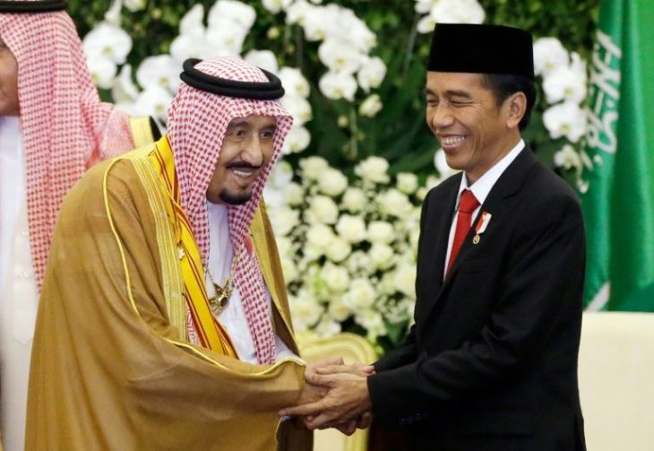 Indonesia, Saudi sign deals as King Salman starts landmark visit