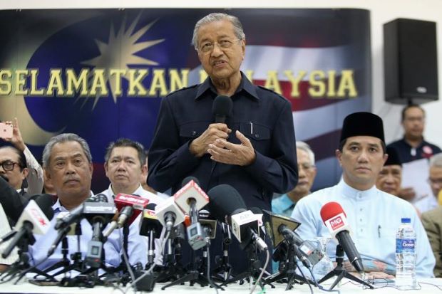 Tun M: Negotiation with Pas still opens even after March 17 deadline