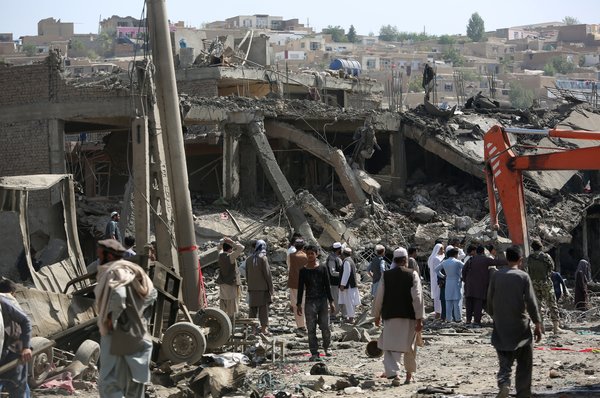 Huge car bomb near embassies in Afghan capital, several killed