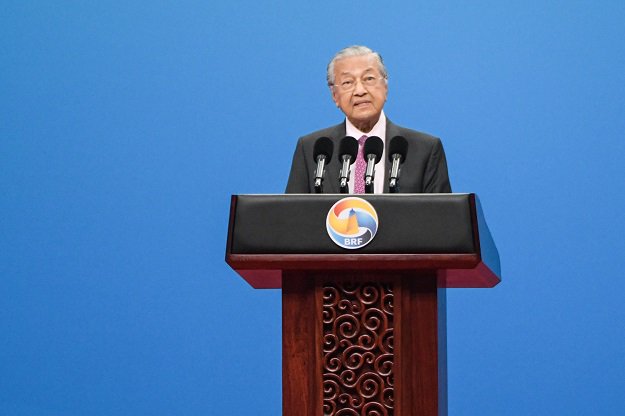 Dr Mahathir given honour to present speech, pledges full support for BRI