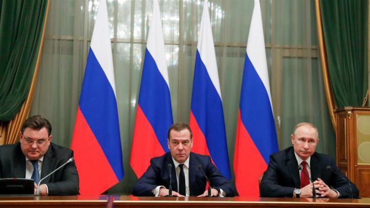 Medvedev gov’t quits after Putin proposes constitutional reform