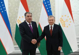 President of Tajikistan Rahmon pays visit to neighboring Uzbekistan