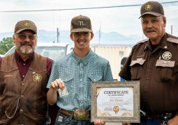 14 years old Montana teen with rodeo lasso rescued drowning man on Yellowstone River