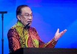 Malaysian PM Anwar: Learn English, Chinese, Tamil beyond mastering Bahasa Melayu