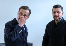 Zelenskyy’s presser stank in major way: ‘Phantom farter’ leaves reporters fleeing